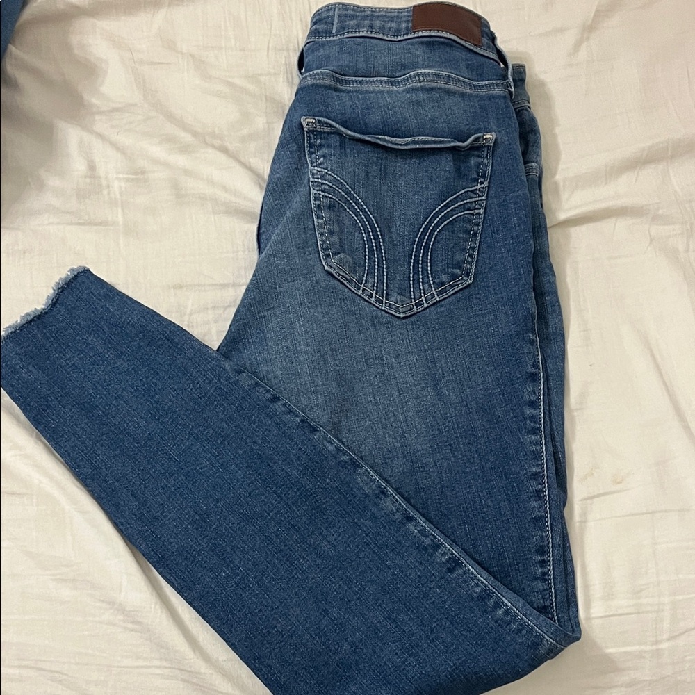 Hollister Women's Skinny Jeans in Blue